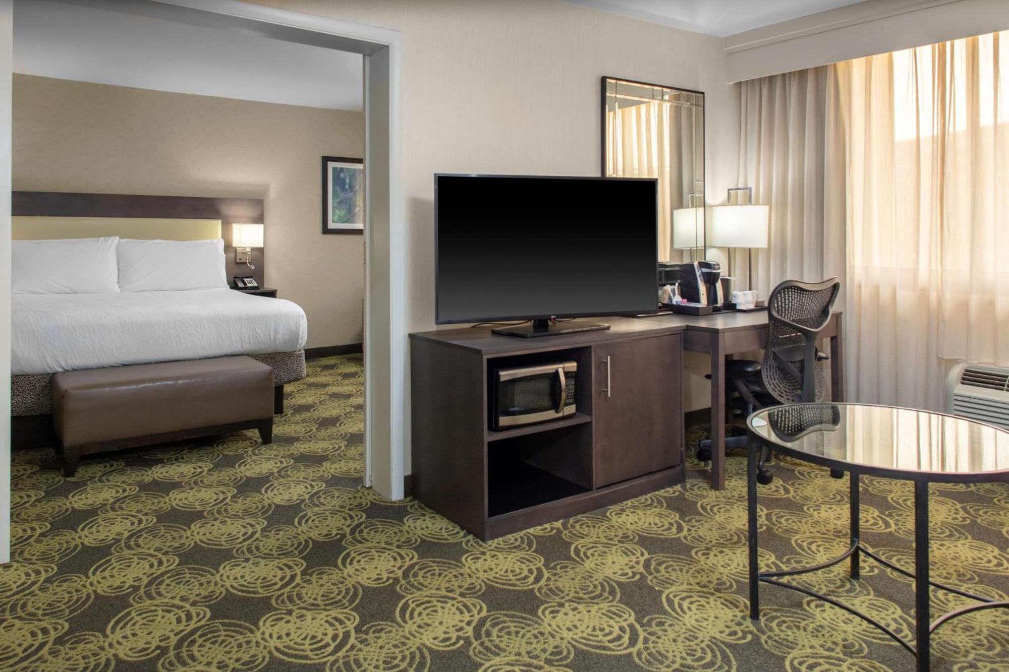Hilton Garden Inn Reagan National Airport Арлингтон Экстерьер фото