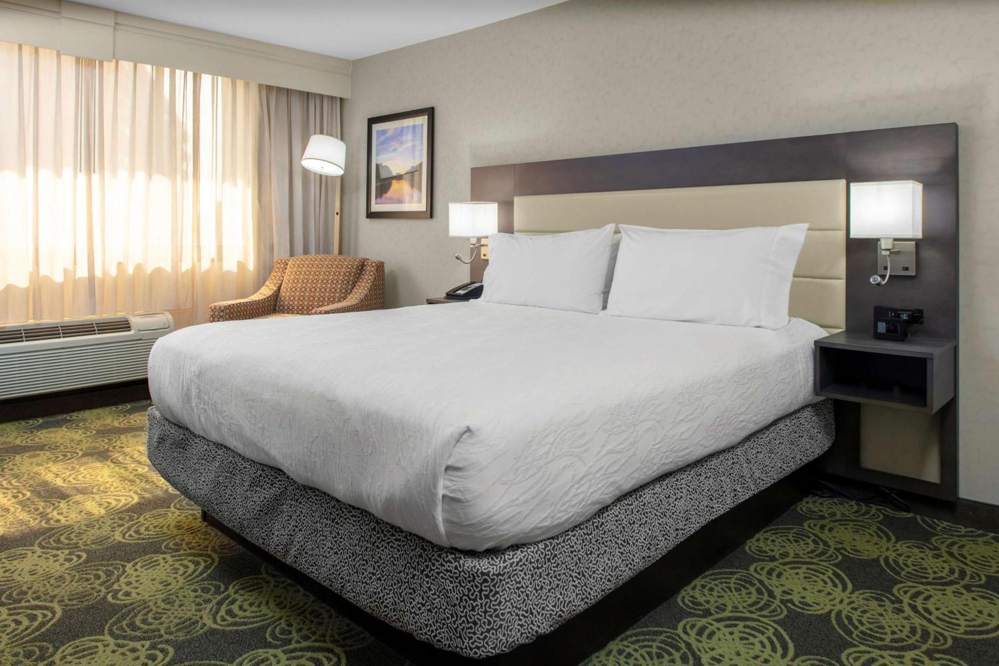 Hilton Garden Inn Reagan National Airport Арлингтон Экстерьер фото