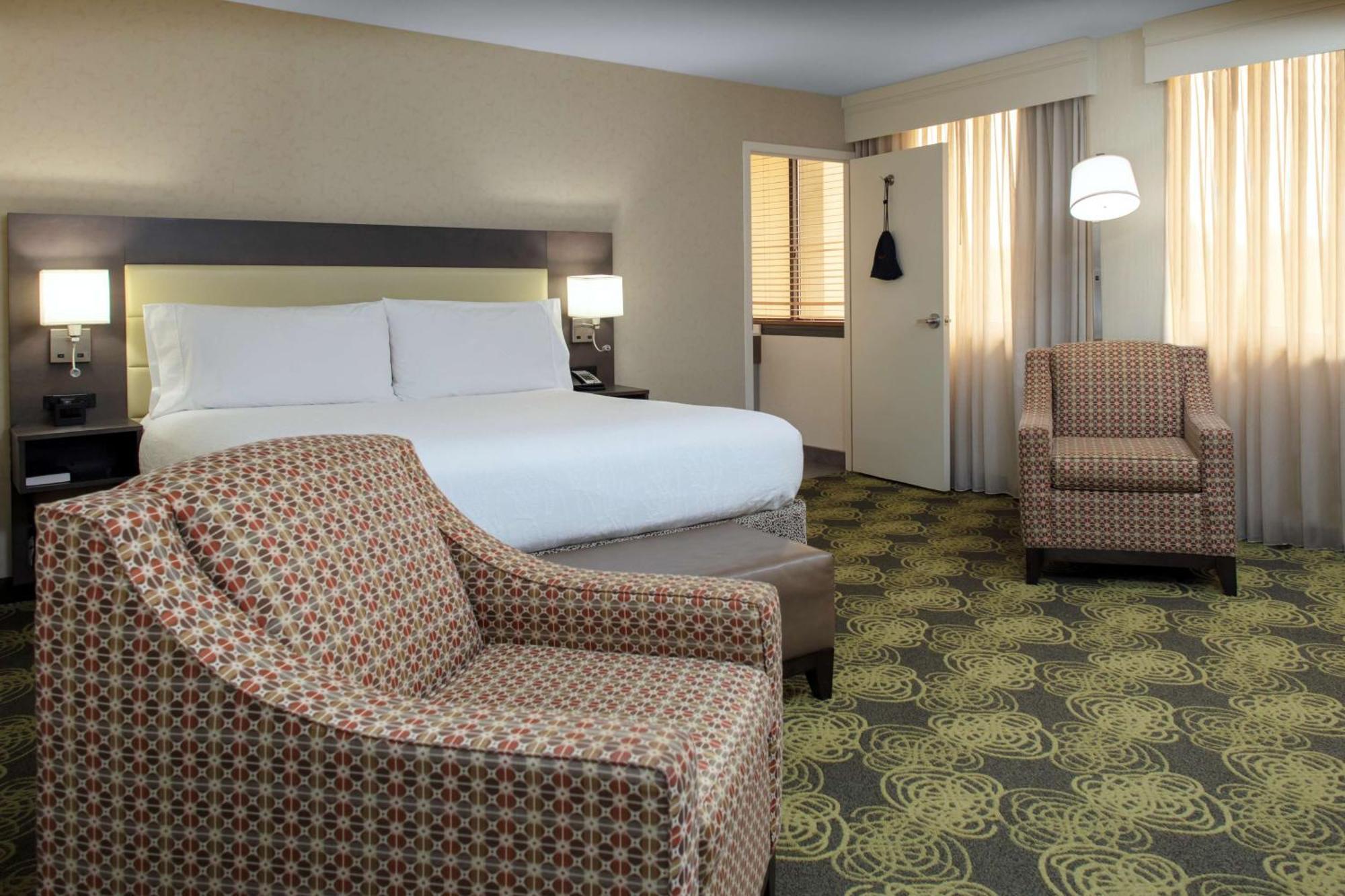 Hilton Garden Inn Reagan National Airport Арлингтон Экстерьер фото