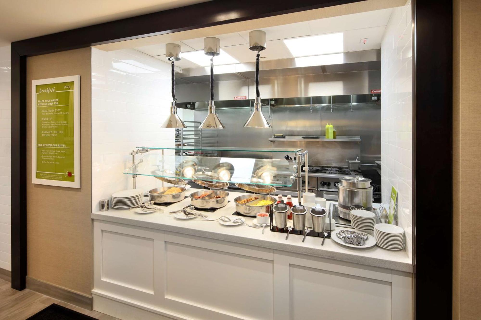 Hilton Garden Inn Reagan National Airport Арлингтон Ресторан фото