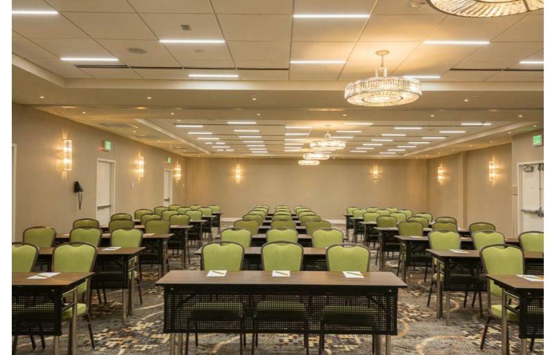 Hilton Garden Inn Reagan National Airport Арлингтон Экстерьер фото