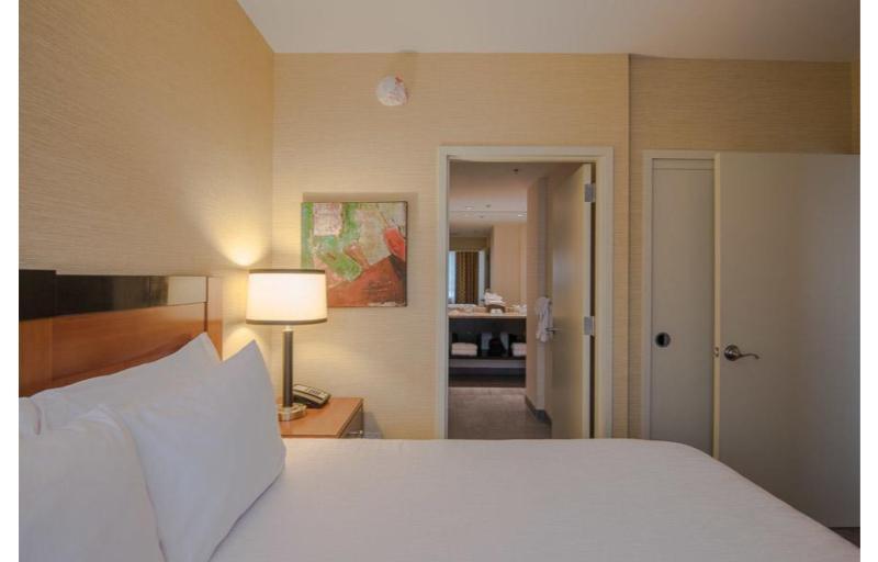 Hilton Garden Inn Reagan National Airport Арлингтон Экстерьер фото
